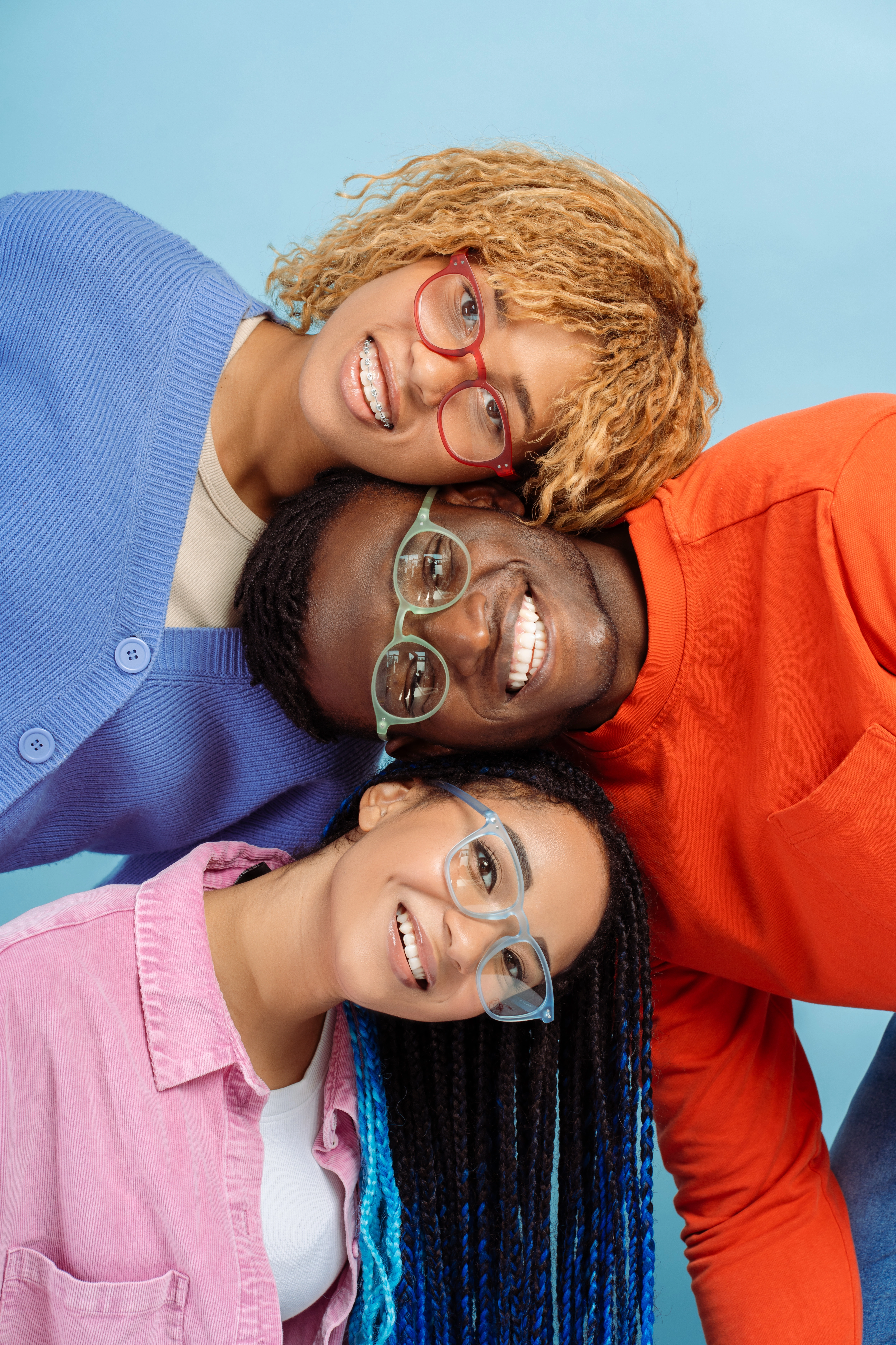 Comfortable contact lenses for daily weekly and monthly wear available in Nairobi